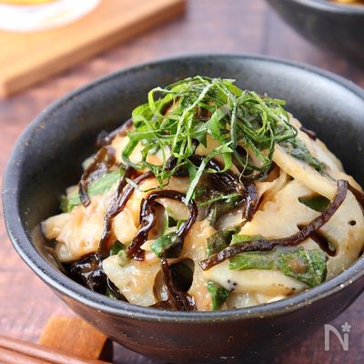 お手軽レンチン！レンコンと青じその梅肉塩昆布和え