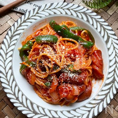 冷めてもくっつかない♪♪お弁当にもピッタリの濃厚ナポリタン