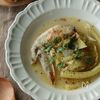 【パンに合うスープ】手羽先とキャベツの洋風スープ
