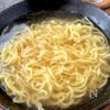 簡単♪絶品すぎる【こってり塩こうじラーメン】の工程4