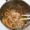 サラスパよりヘルシー『糸こんにゃくのサラダ コールスロー風』の工程3