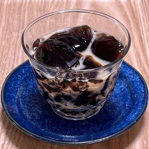 キャピタンの作ってみた!投稿(【コーヒーゼリー】材料４つで簡単！混ぜて冷やすだけ)