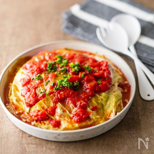 副菜なのにめっちゃ豪華！【キャベツとトマトのミルフィーユ】