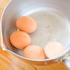 【究極の味玉】ねっとり濃厚 黄身まで味染み/殻つるんのコツの工程3