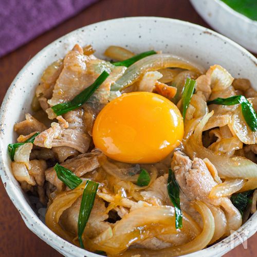 【スタミナ丼】5分で簡単、夏バテ解消