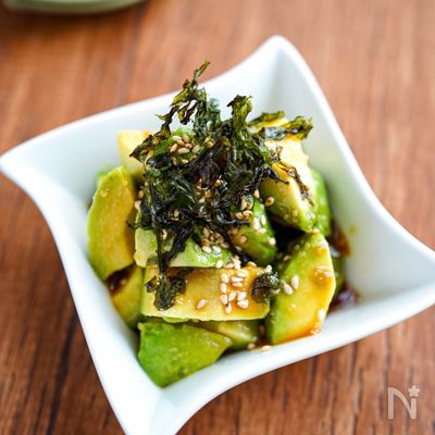 【やみつきアボカド海苔和え】ごま油香る♬︎おてがる3分副菜