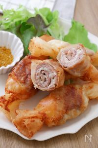 可愛すぎる〈豚バラチーズ春巻き〉とろ〜りチーズがたまらない!