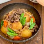 いつもの鍋と調味料でつくる無水肉じゃが