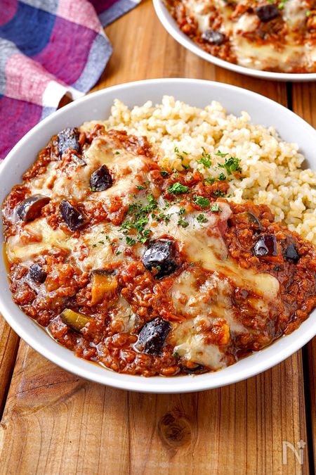 【チーズと茄子のキーマカレー】レンジで本格◎濃厚チーズ♡