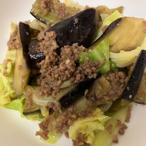 ミントミントの作ってみた!投稿(【ご飯がっつり】キャベツとなすのひき肉回鍋肉☆ワンパン速攻)