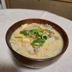 蝉丸の作ってみた!投稿(【基本の粕汁】驚く美味しさ！豚肉と鮭の粕汁／関西の定番の味)