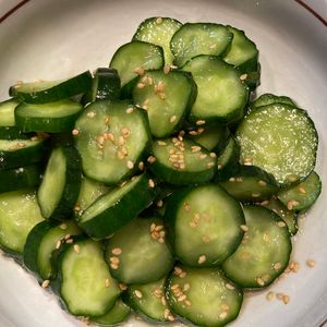 くだもの大好き🧡の作ってみた!投稿(きゅうりだけ～《塩麹で中華風♡お漬物サラダ》)