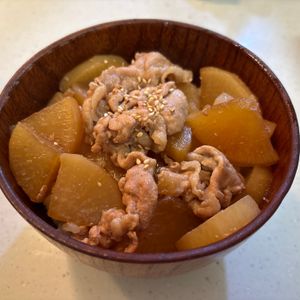 1290828の作ってみた!投稿(味染み大根じゅわっと美味しい♡【豚バラ大根の煮物】)