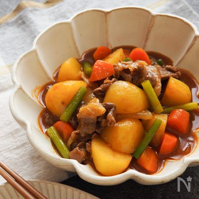【焼肉のタレとコチュジャンだけ】韓国風肉じゃが