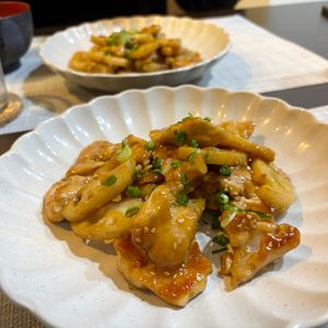 ぴよぴよの作ってみた!投稿(【鶏肉と蓮根の甘辛黒胡椒炒め】居酒屋風おかず♩ご飯もお酒も♡)