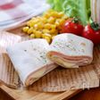ランチや軽食に！トルティーヤで『ハムとチーズのブリトー』