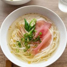 【生ハムと薬味のゆずこしょう風味そうめん】さっぱりさわやか！