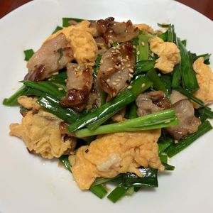 りんごの作ってみた!投稿(ガッツリ食べたいご飯が進む味♡『豚ニラたま』)