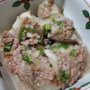週一だけは頑張ります💦の作ってみた!投稿(ホクホクねっとり♪ご飯がすすむ♪『里芋の甘辛♡そぼろ煮』)
