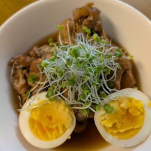 かめちゃん🐢の作ってみた!投稿(【箸でほぐれる】鶏手羽元と半熟卵のさっぱり煮☆節約絶品おかず)