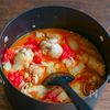 手羽元の生トマトスープ煮クリームチーズ乗せの工程4