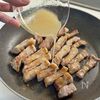 ごはんがモリモリすすむ♪【塩だれとんてき】の工程3