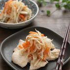 ＜レンジ蒸し＞しっとり鶏むね肉ともやしの塩ごま油和え