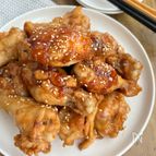 簡単！時短で味染み染み‼︎
鶏手羽元の生姜風味の照り焼き