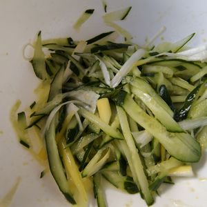 ❀苺涙花＊(もなか)❀の作ってみた!投稿(【胡瓜とねぎの旨塩和え】10分！火を使わない)