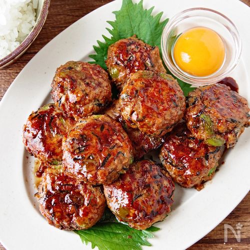 【枝豆とひじきの甘辛鶏つくね】栄養満点◎ご飯がすすむ甘辛味♪