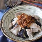 豚肉となすのピリ辛ねぎダレがけ
(XO醤使用)