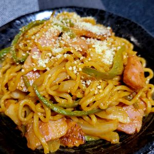 ヴェルの作ってみた!投稿(焼きそばナポリタン風)
