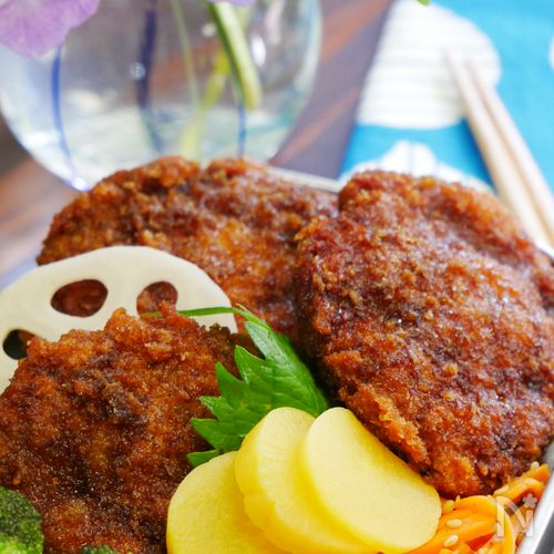 豚薄切り肉でふんわり柔らか♪しみうまソースカツ