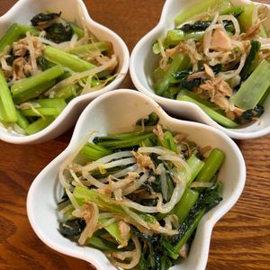 まさの作ってみた!投稿(サッと作れる簡単副菜☆『小松菜ともやしとツナの炒め物』)