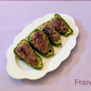 𝔂𝓾𝓶𝓲🍓の作ってみた!投稿(おいしさも栄養もまるっと♩ピーマンの肉詰め)