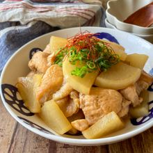鶏肉と大根の甘辛煮込み