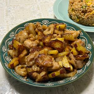 あ〜の作ってみた!投稿(【さつまいも鶏れんこんバター醤油ソテー】シャキほく秋おかず♡)