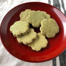 米粉で作る「よもぎ きな粉クッキー」