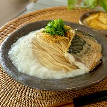 とろろ焼鯖そうめん