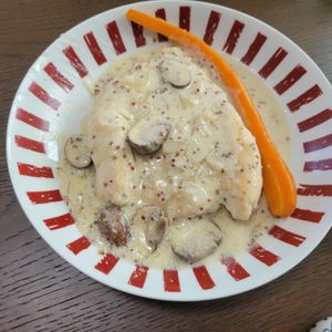 929061の作ってみた!投稿(鶏むね1枚で！ビストロ級マスタードクリームチキン)
