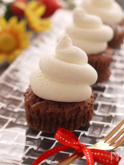 ＊天使のような淡雪チーズクリームのエアーINガトーショコラ♪