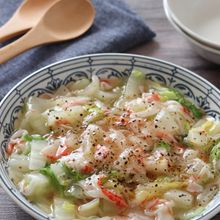 【白菜とカニカマのふわとろ煮】優しい味で身体も温まる！