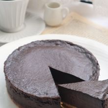 バレンタインにもおすすめ♡ベイクドショコラチーズケーキ