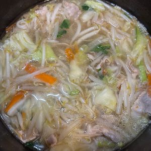 yaskの作ってみた!投稿(麺なしでも大満足！野菜たっぷりタンメンスープ)