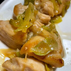 momoの作ってみた!投稿(【鶏むね肉の香味ダレ絡め】節約レシピでごはんおかわり‼︎)