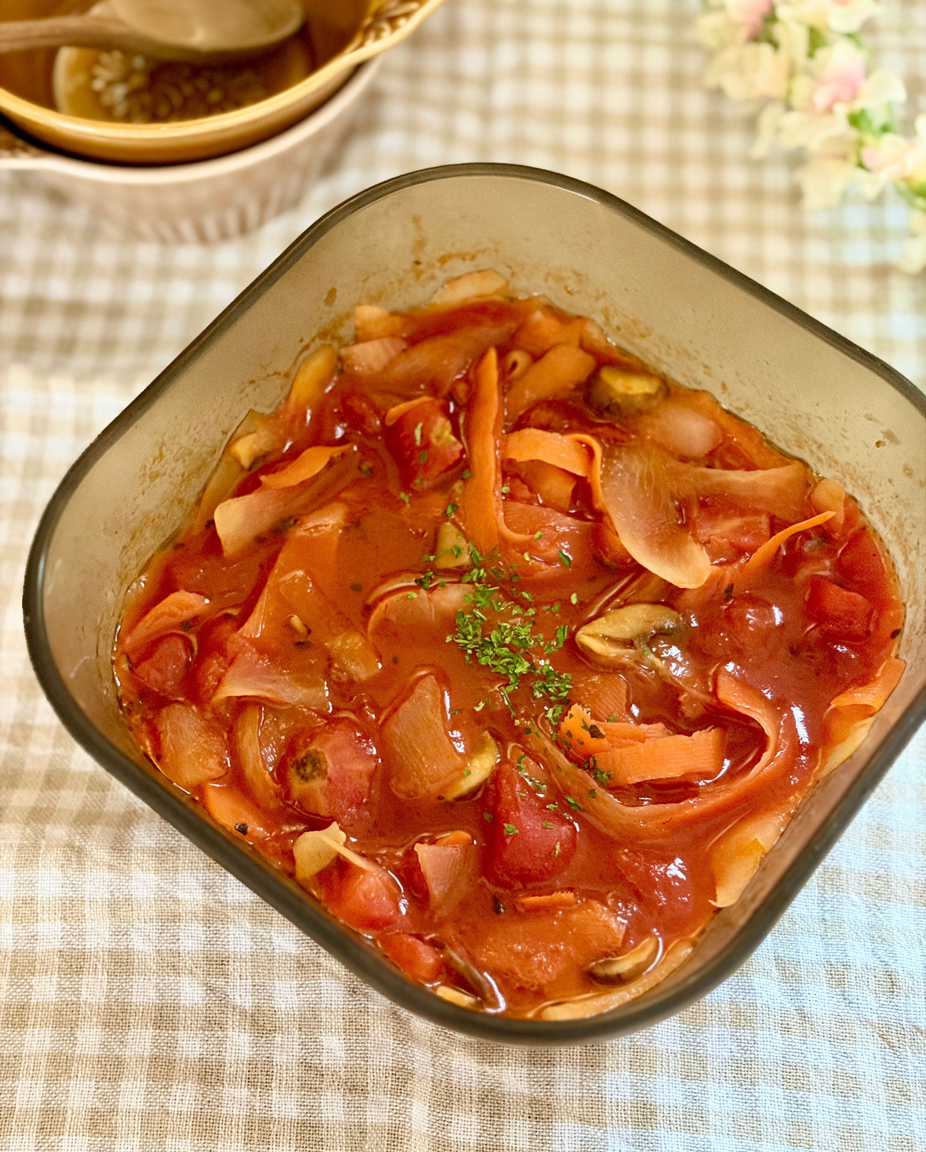 レンチン10分♡ひらひら人参と大根のトマト煮 | レシピサイトNadia