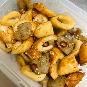 aaaaの作ってみた!投稿(【ちくわとこんにゃくの甘辛炒め】お箸が進む!絶品副菜☆)