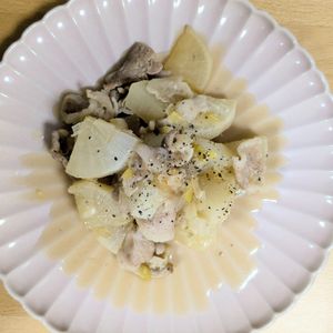 ゆいの作ってみた!投稿(【ねぎ塩豚バラ大根】夫も絶賛！人気のねぎ塩味で簡単煮物♡)