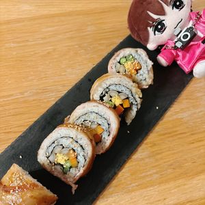 しめかずの作ってみた!投稿(子供も喜ぶ！肉巻き寿司)