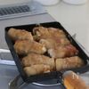 紅生姜で驚愕の美味しさ！【新玉ねぎと紅生姜チーズの肉巻き】の工程9